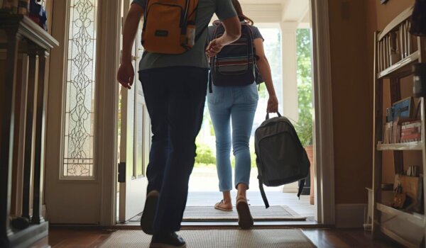 How to leave the house on time